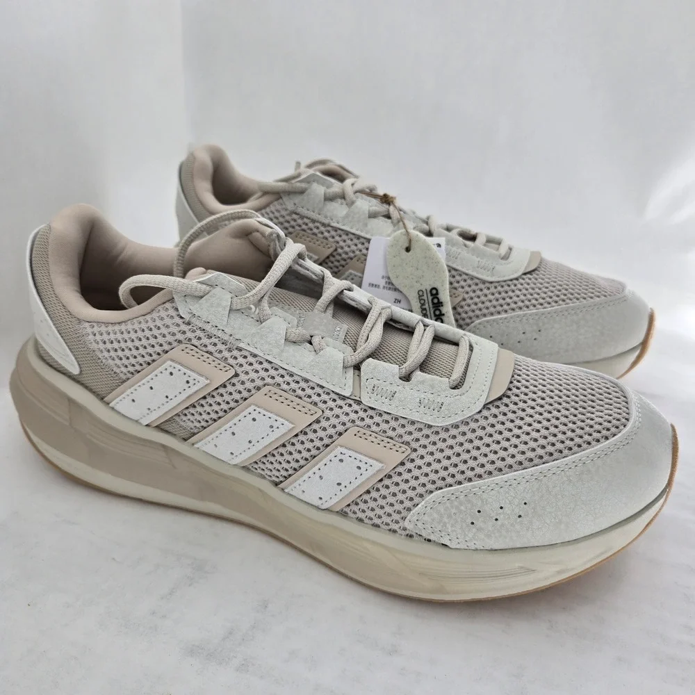 Adidas Astrastar Mens 10 Sportswear Shoes Tan White KI9249 Cloudfoam Sneakers